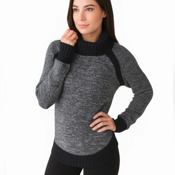 lululemon athletica Sweaters - lululemon athletica Charcoal and Black Turtleneck Sweater